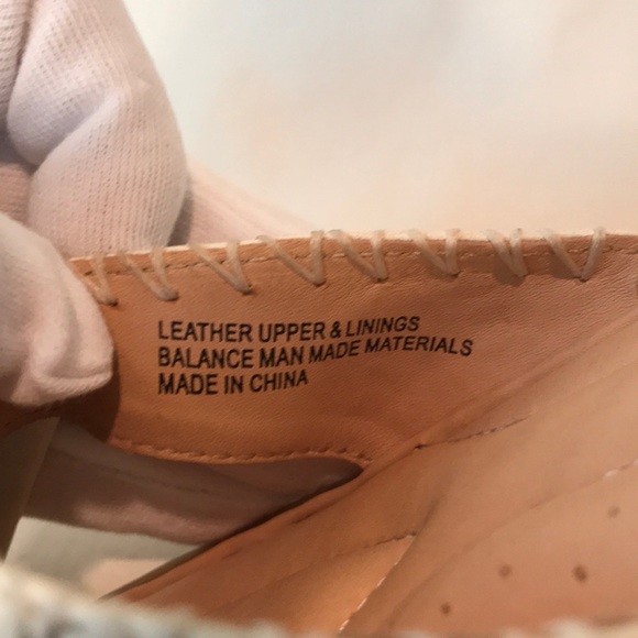 Børn Crown White Leather Bow Sandals - Picture 6 of 6